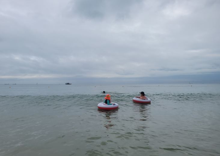 송정해수욕장 튜브대여