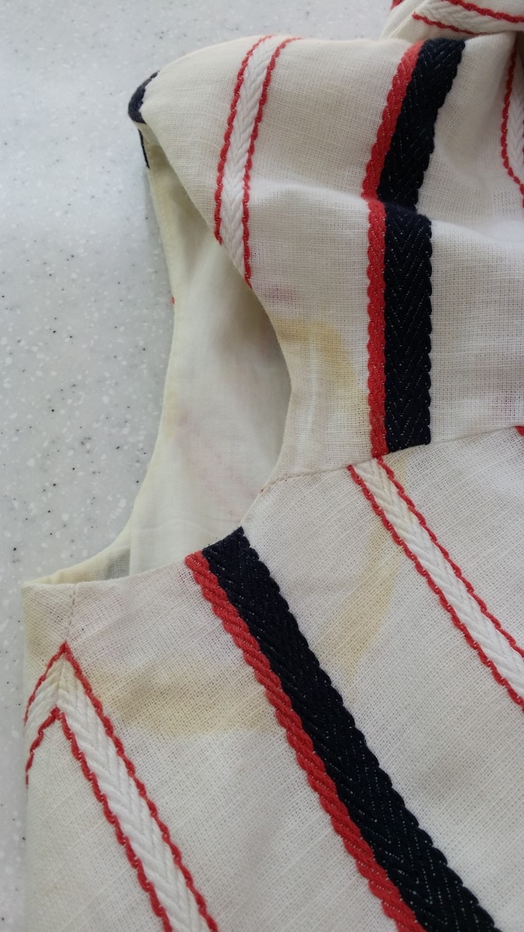 색갈있는 원피스 겨드랑이 황변2