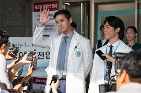 중증외상센터 드라마 원작 출연진 바로 보기