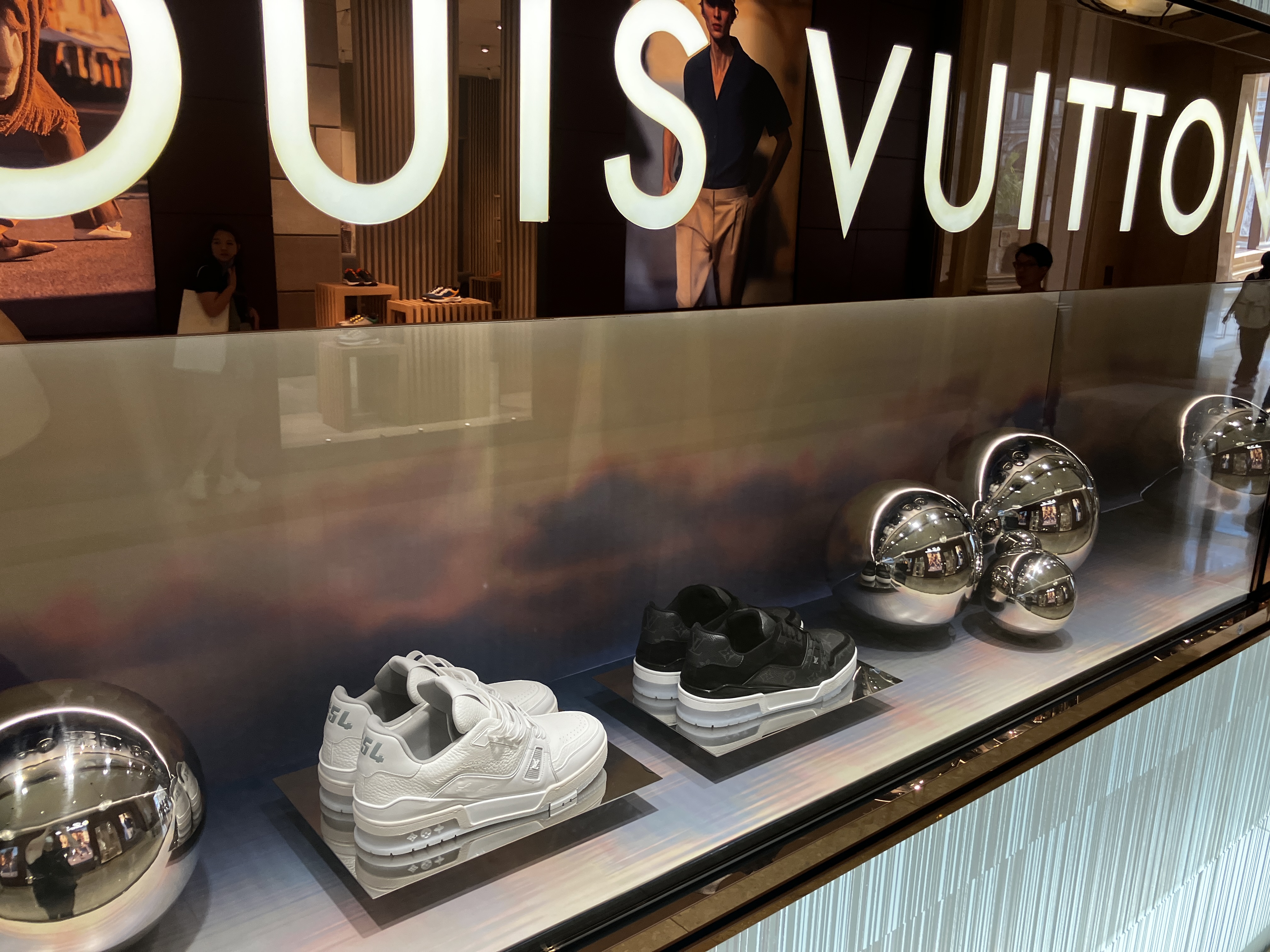 루이비통 매장