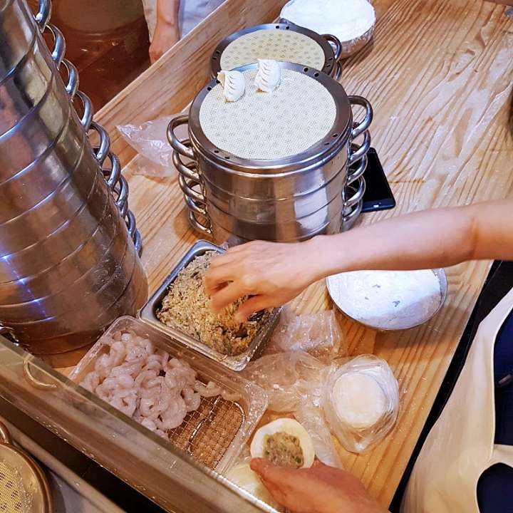 식객 허영만 백반기행 박은영 편 동치미 막국수 메밀 칼국수 새우 교자 만두 직화 불고기 관악 신림 맛집 소개