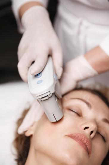 슈링크란? 칼 없이 리프팅, 탱탱한 피부 만드는 비결