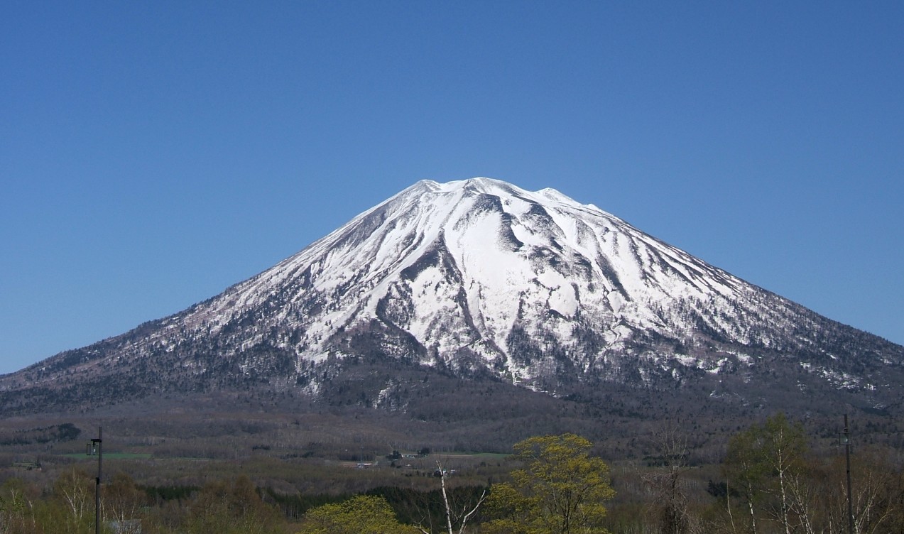 고스트 오브 요테이: 일본 홋카이도에 숨은 요테이 산의 진짜 이야기