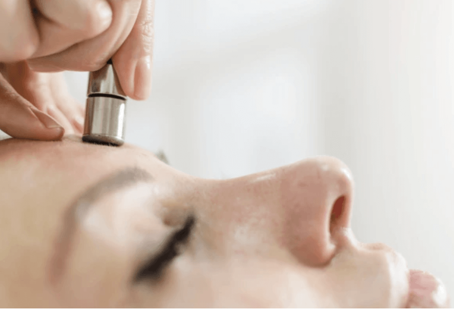 피부 재생크림과 수분크림 혼동, 여드름 흉터에는 뭐가 좋을까?