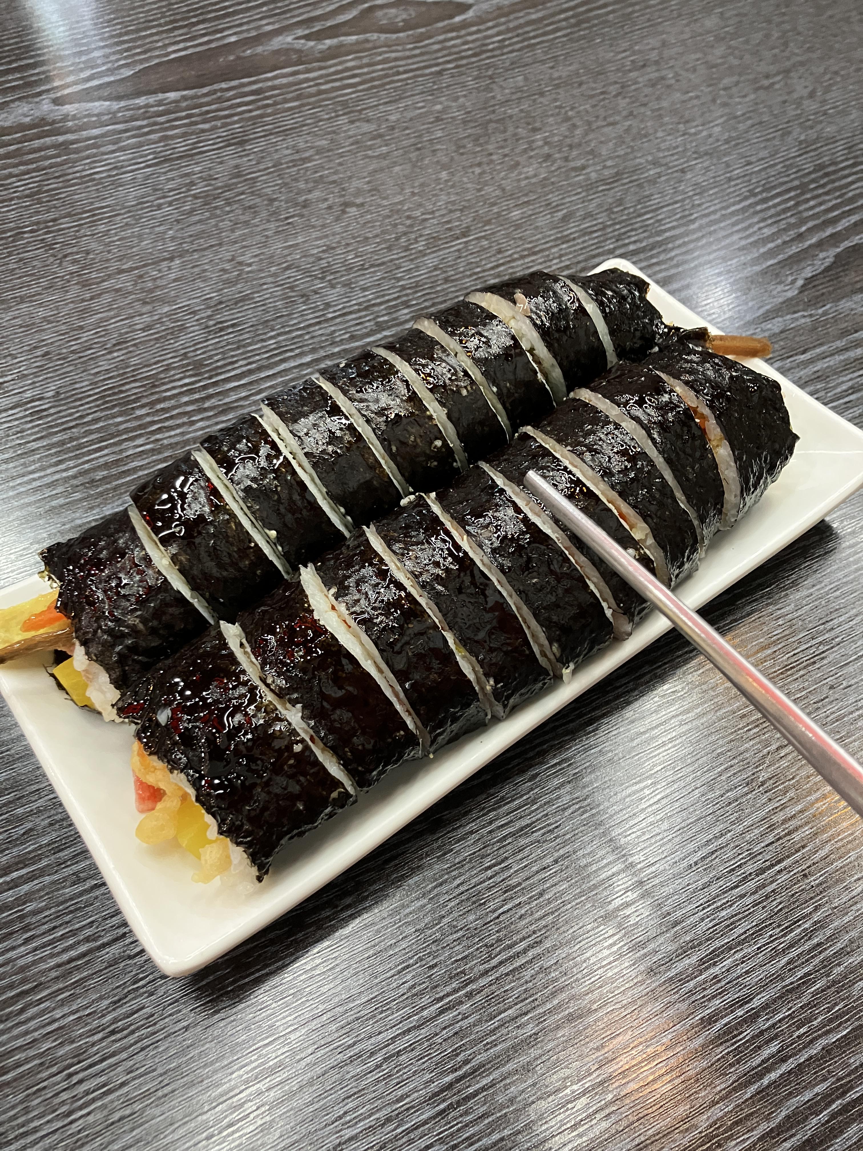메가김밥 마약튀김김밥과 참치김밥