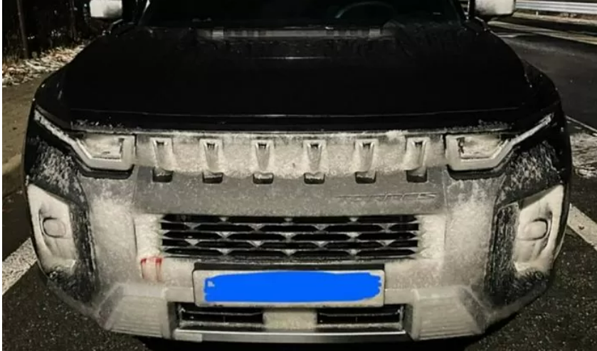 토레스_전조등에_쌓인_눈(1)