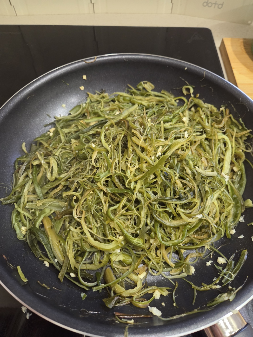 혼자서 직접 만들어 본 미역줄기 반찬