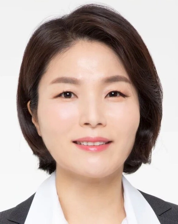 전희경 프로필 나이 고향 학력 재산