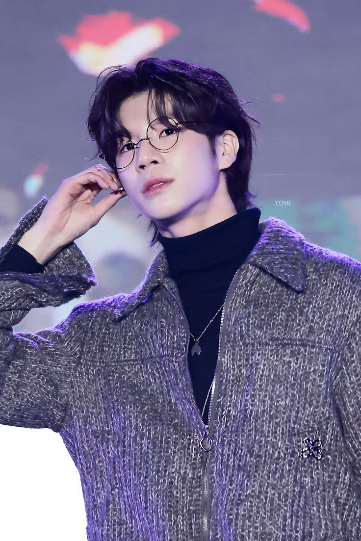 정동원 나이 학력 프로필 군대 해병대 입대 제대날짜 아버지 어머니 가족관계