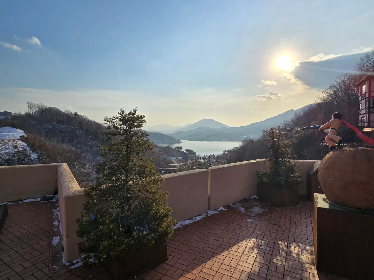 쁘띠프랑스-매점-호수뷰