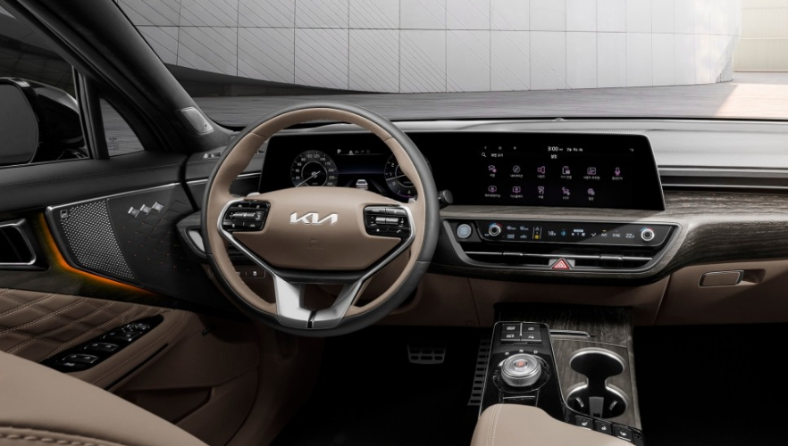 기아K8-실내
