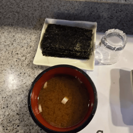 명문참치 밑반찬