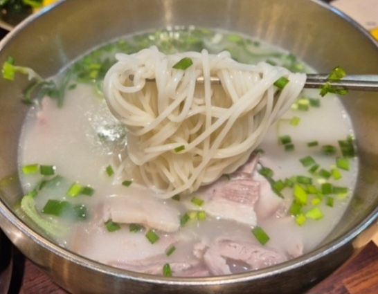 오늘N 돼지국밥 공덕역 맛집 정보(퇴근후N)