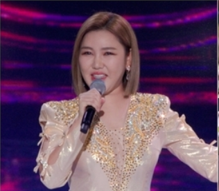 &#39;꽃&#39; 송가인 정미애 홍자