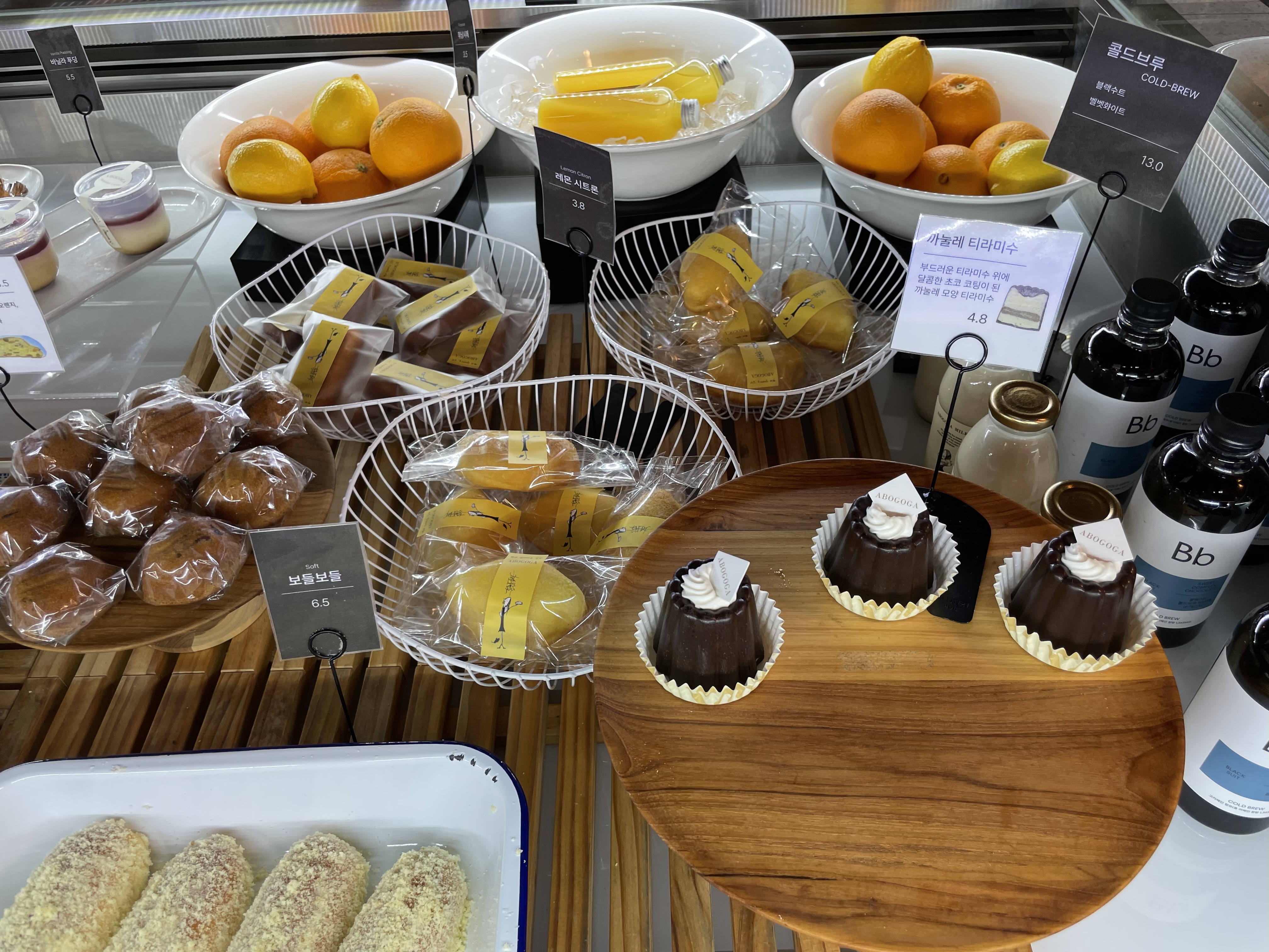 김포 한강뷰 대형카페 아보고가