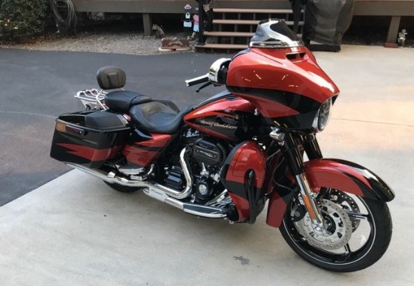Street Glide thumbnail