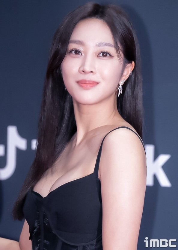 조보아8