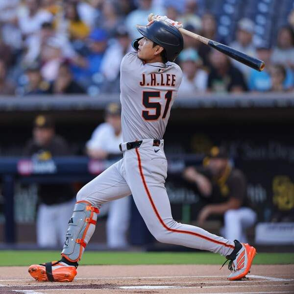 이정후 나이 프로필 학력 고향 가족 기록 연봉 300억의 가치: 타율 0.404 미친 반등 비결 총정리