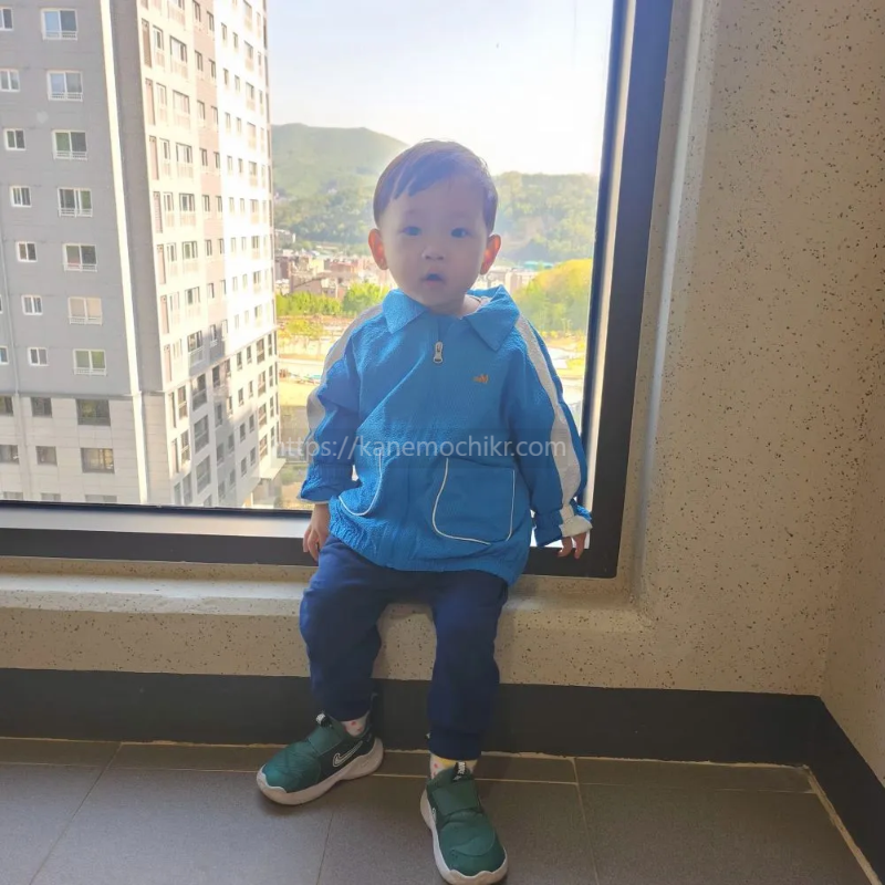 모이몰른-바람막이-27개월-남아