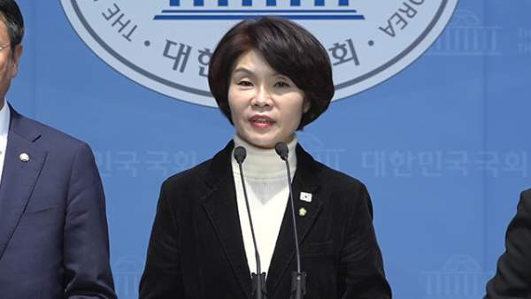 심우정 딸 특혜 채용 논란