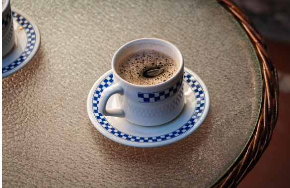 이색 재테크, 드립 커피 원두 &amp; 희귀 차(茶) 투자 – 고급 원두, 프리미엄 홍차 &amp; 녹차 시장 분석