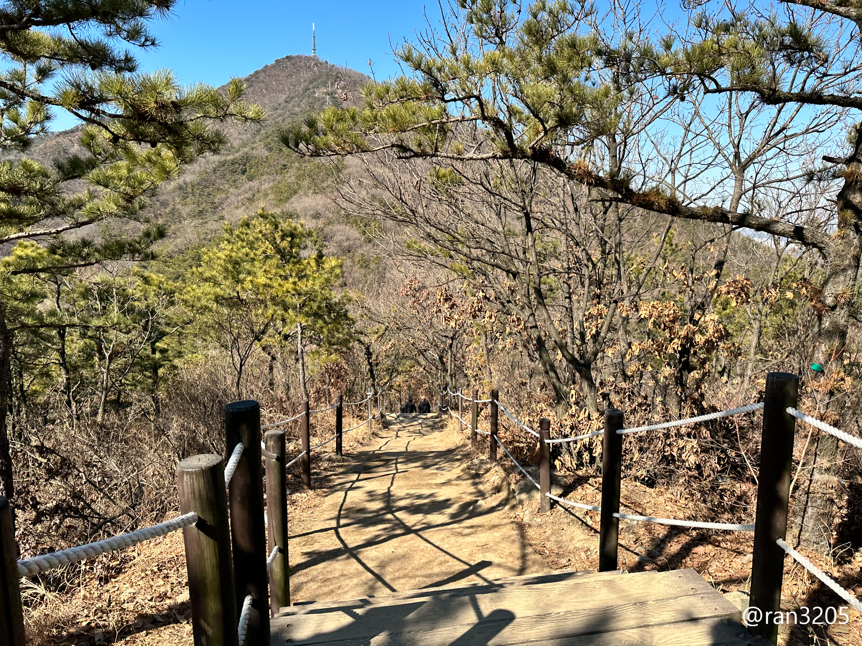 계양산 내리막 구간