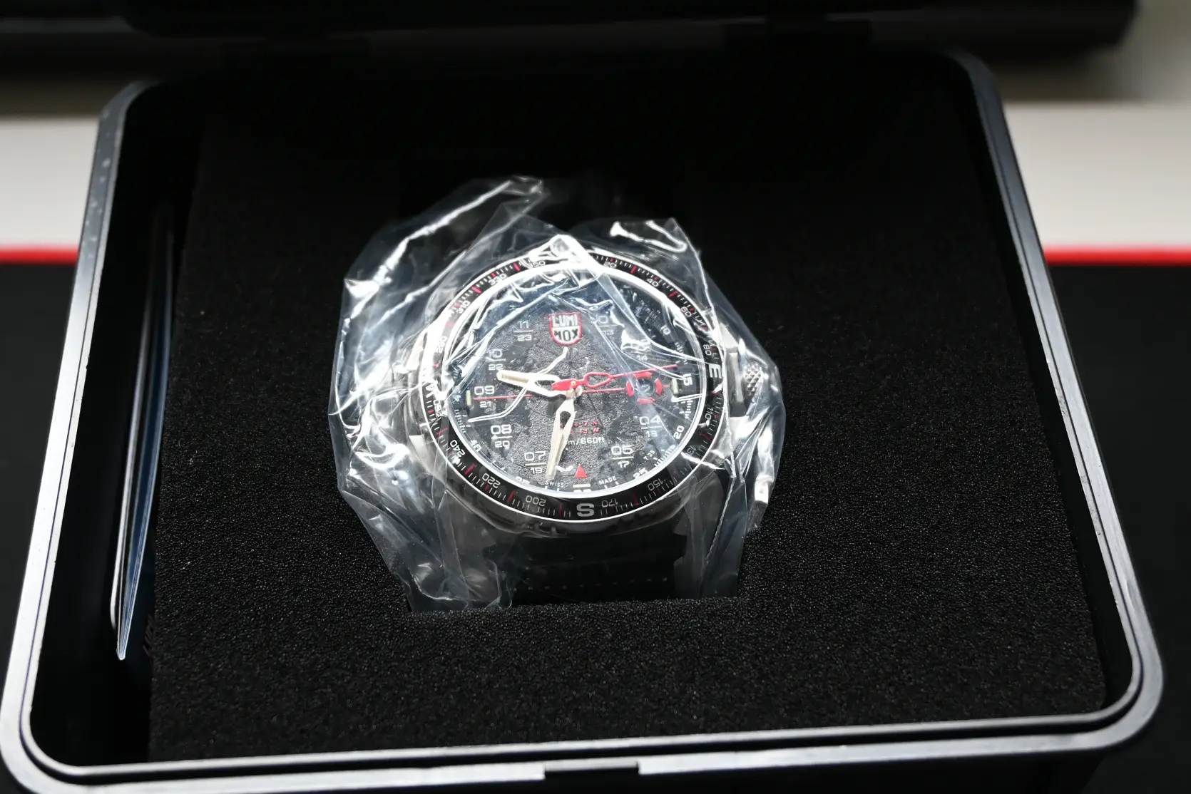 루미녹스 시계 ICE SAR XL 1201 개봉 및 리뷰 사진 3