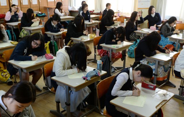 과잉 경쟁과 과도한 학습 압박