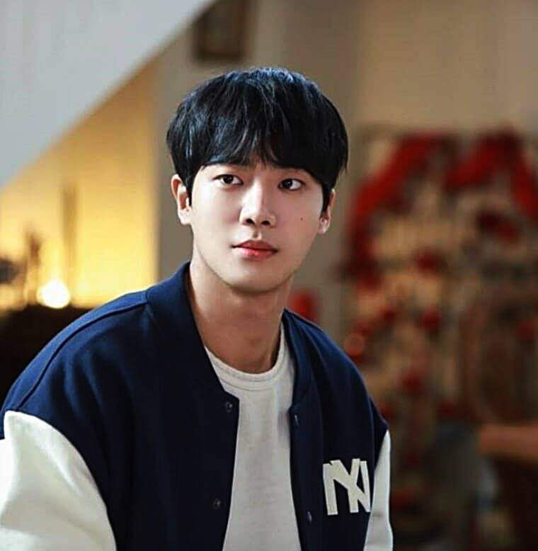 배우-추영우