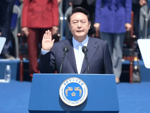 황금연휴
추석연휴
징검다리휴일
임시공휴일
10월2일
샌드위치휴일