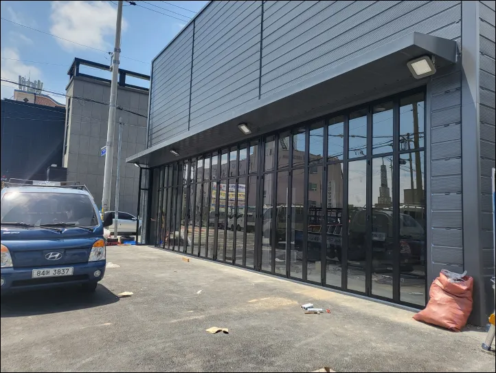 포항 카센타 폴딩도어 작업 후