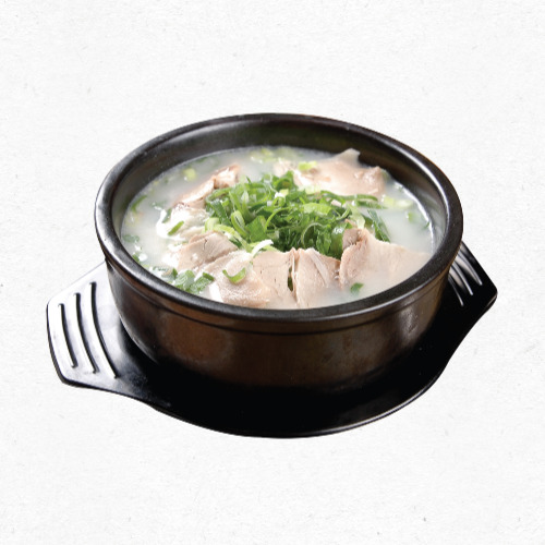 콜라겐이 풍부한 뜨끈한 도가니탕