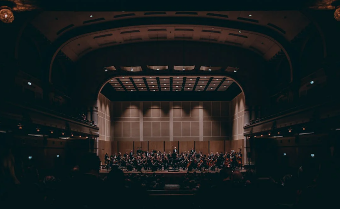 클래식 연주 장면 사진