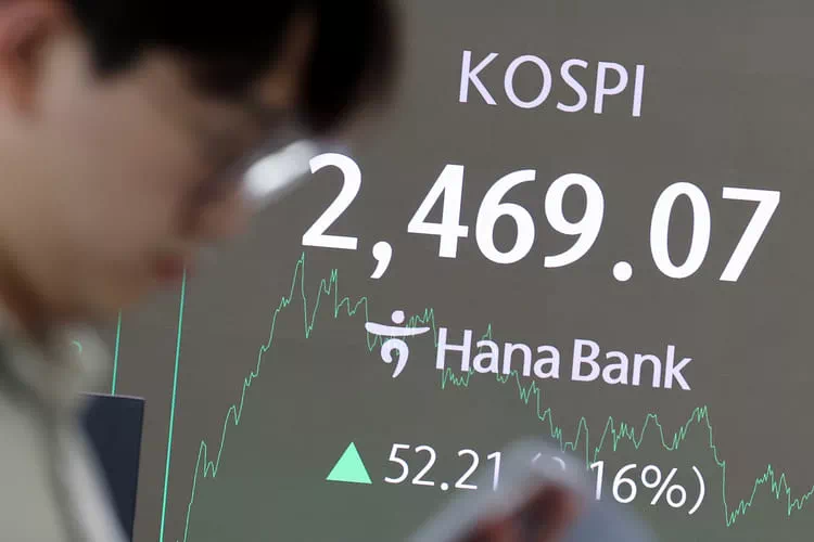 삼성전자 주가 상승으로 코스피 2% 상승