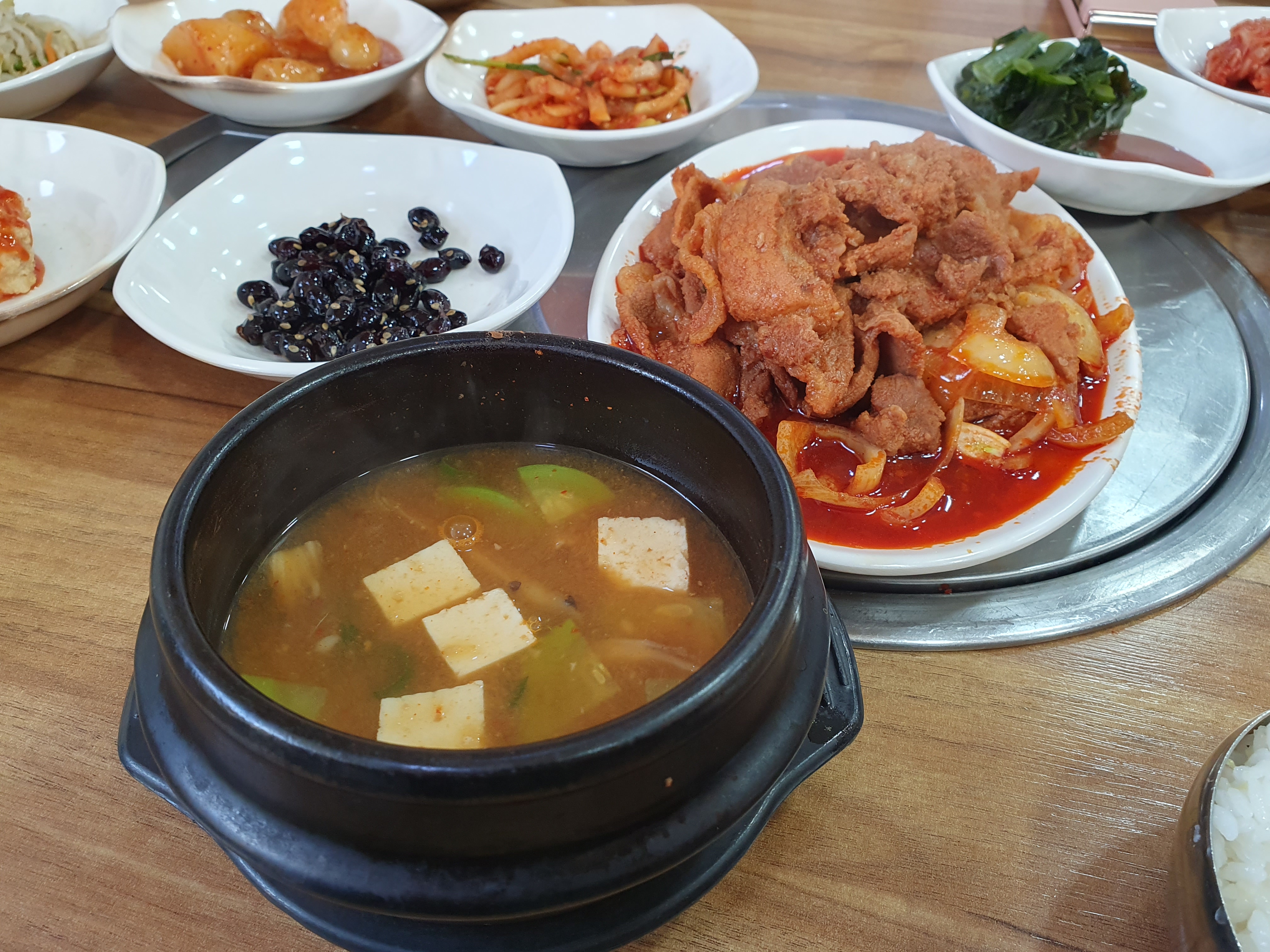 주문한 인원수 만큼 나오는 1인 된장찌개