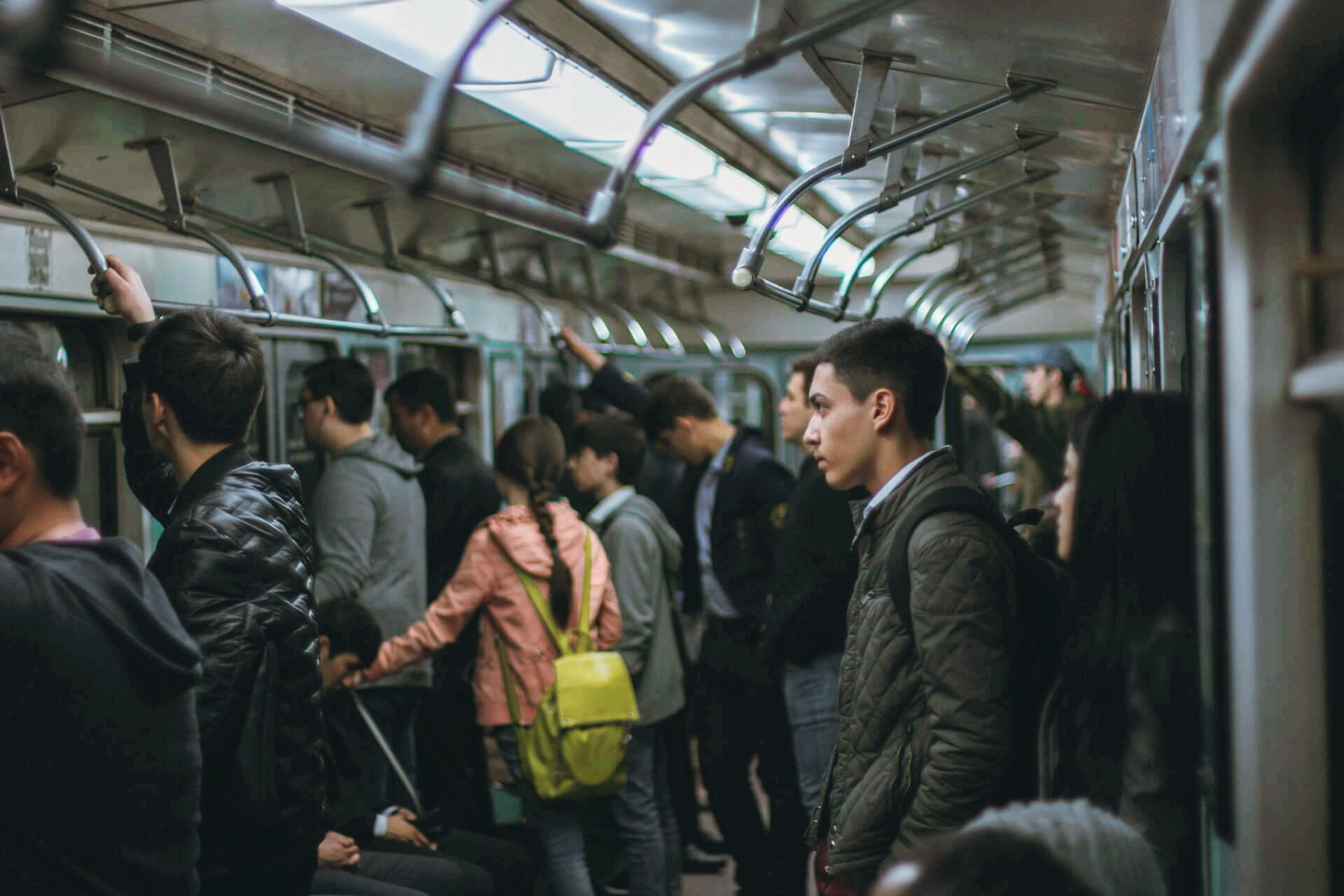 공공장소 예의범절- 이것만은 꼭 지키자 공중도덕 베스트 10