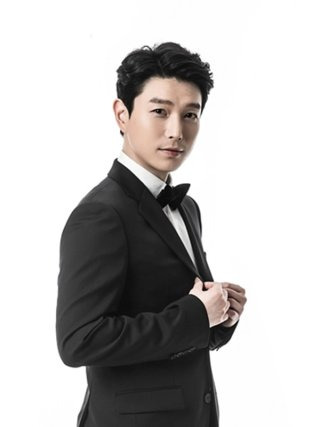 포레스텔라 배두훈 프로필