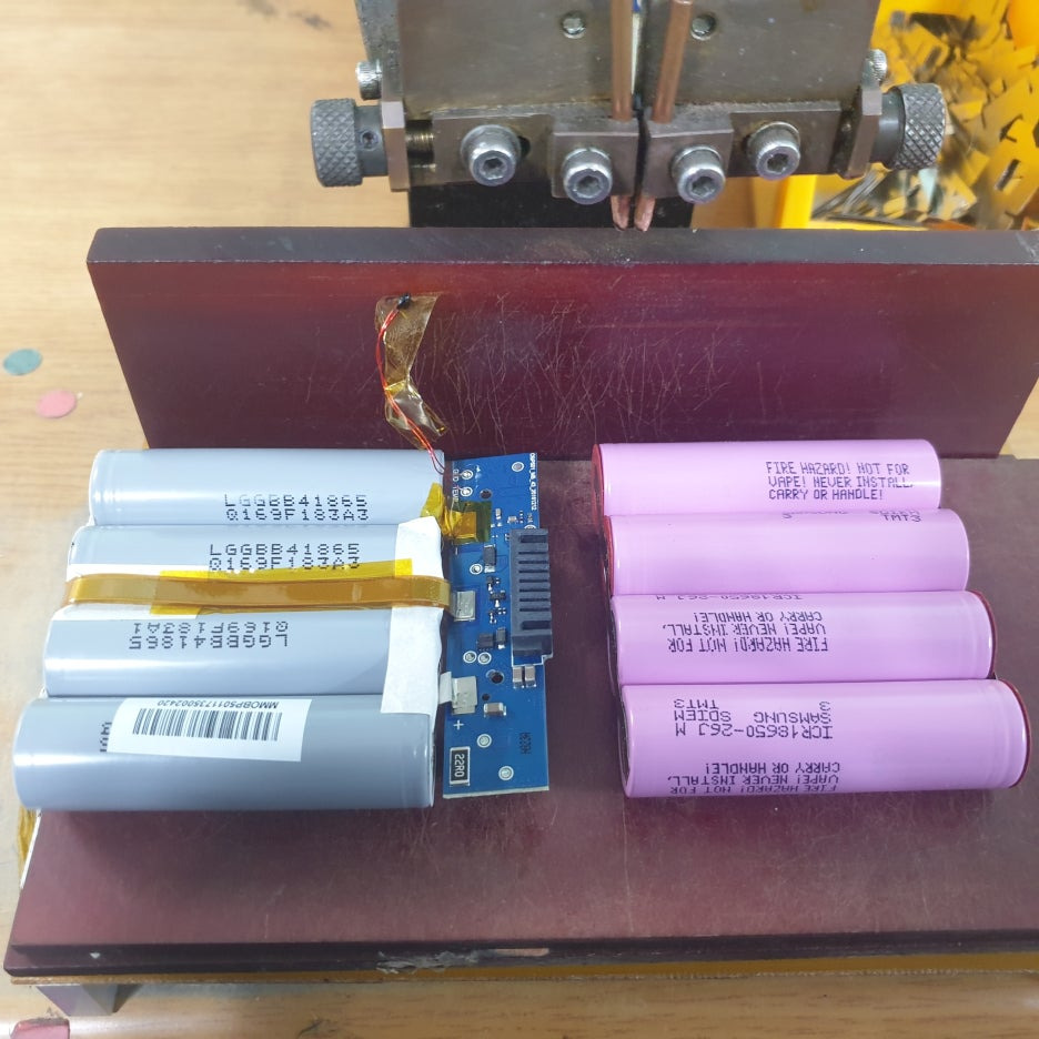  삼성inr18650-35E배터리로 리필 완료 