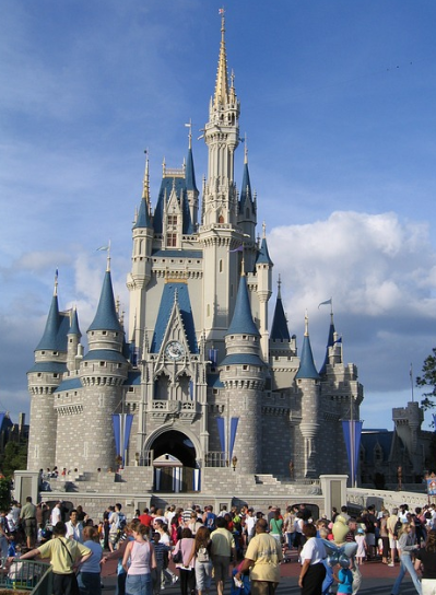 만화와 애니메이션의 성지를 방문하는 여행