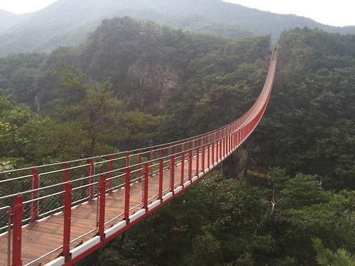 감악산 출렁다리