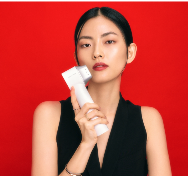 LG 프라엘 더마쎄라