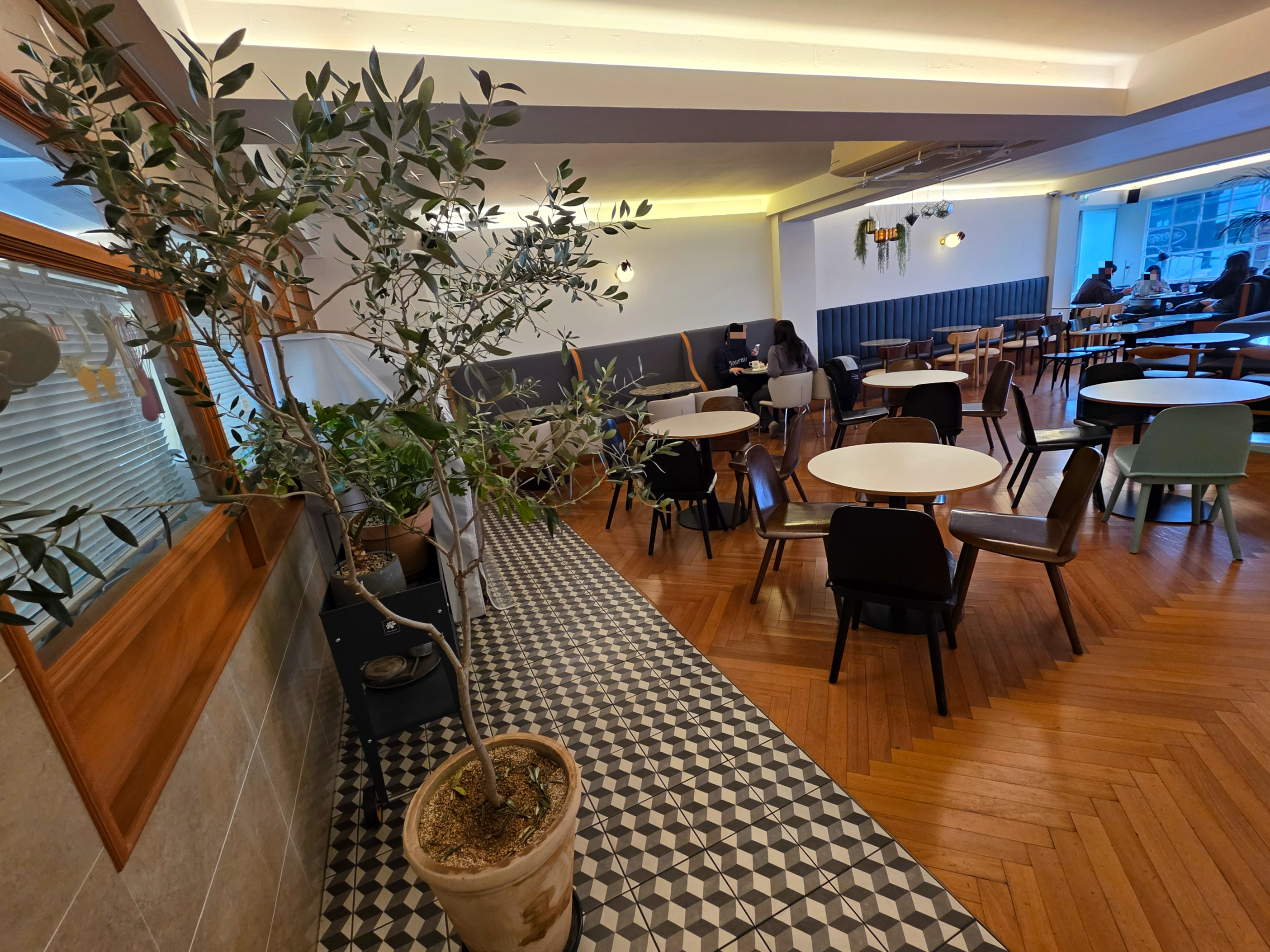 신사가로수길듀자미