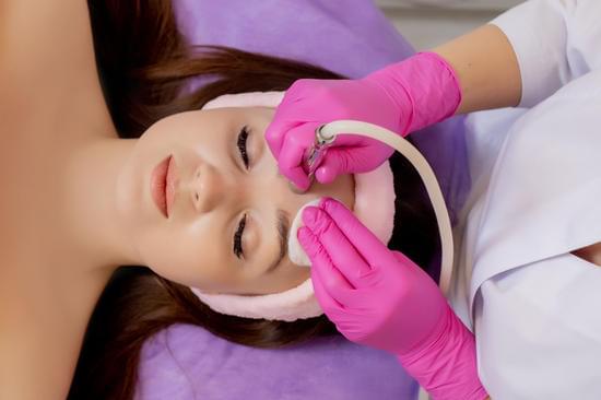 동안 얼굴 라인 만들기