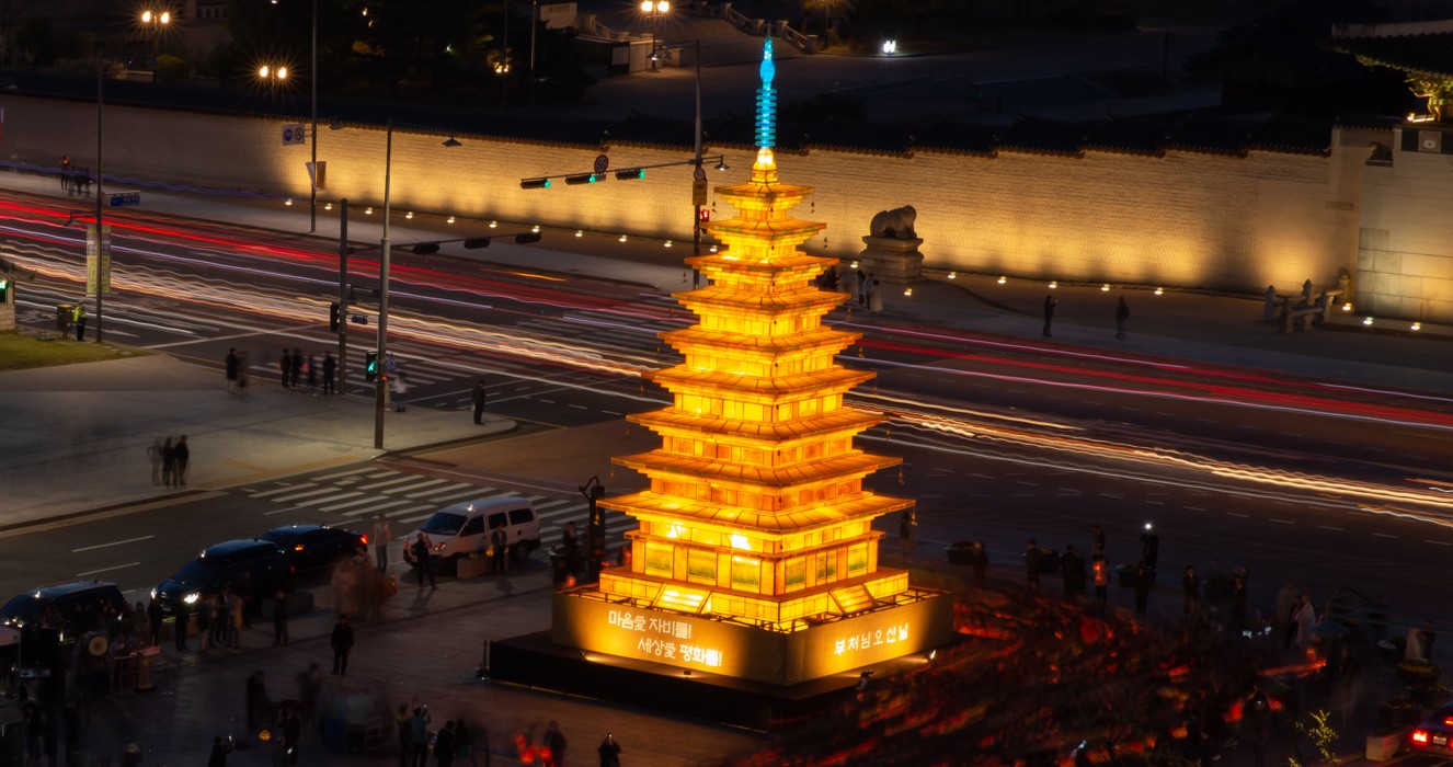 서울의 부처님 오신 날 연등 행사3