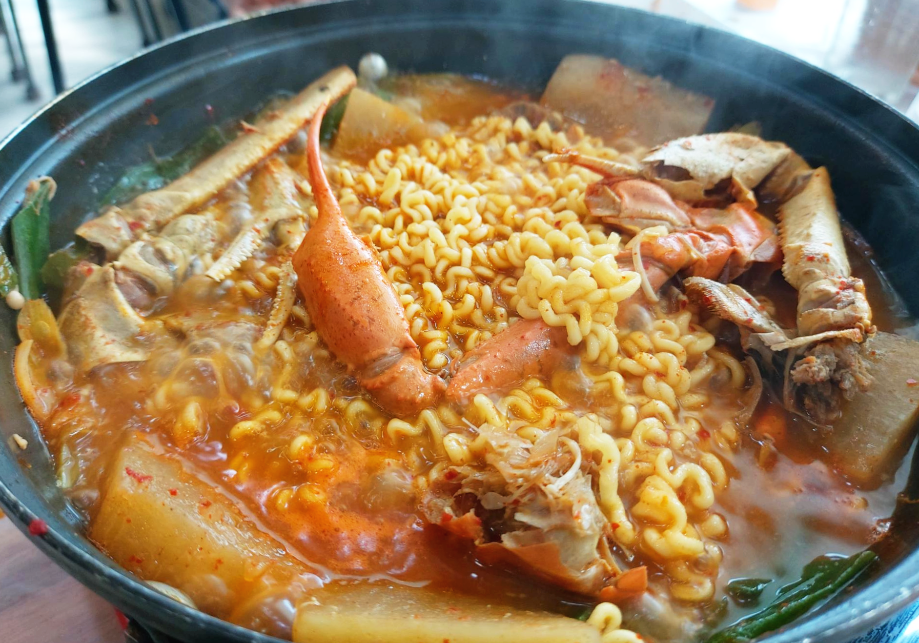 경북 영덕군 대게천국 영덕대게 매운탕 라면