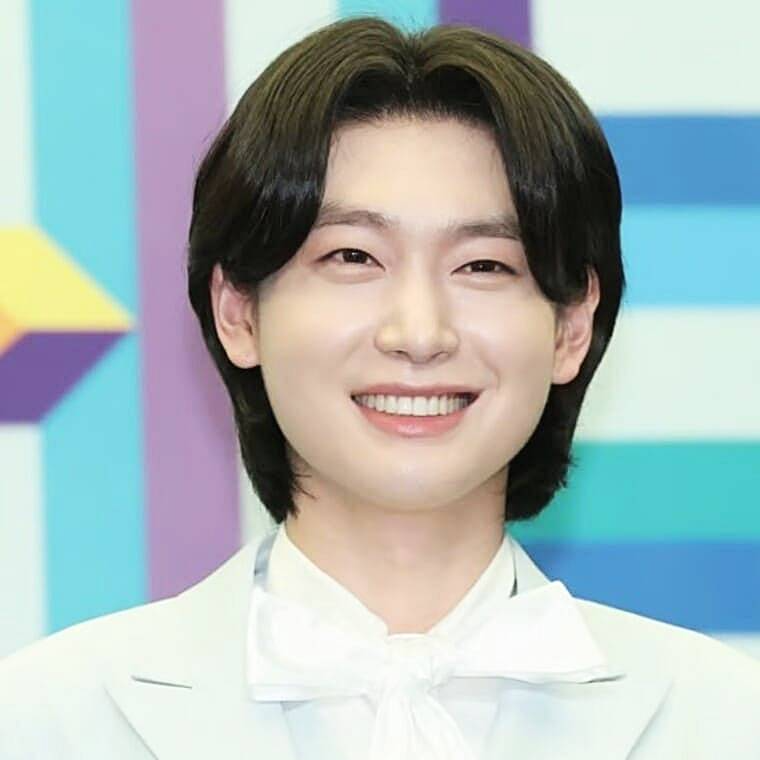가수-김용빈