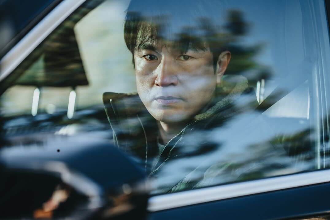 영화 구원자 출연진 줄거리 등장인물 결말 해석