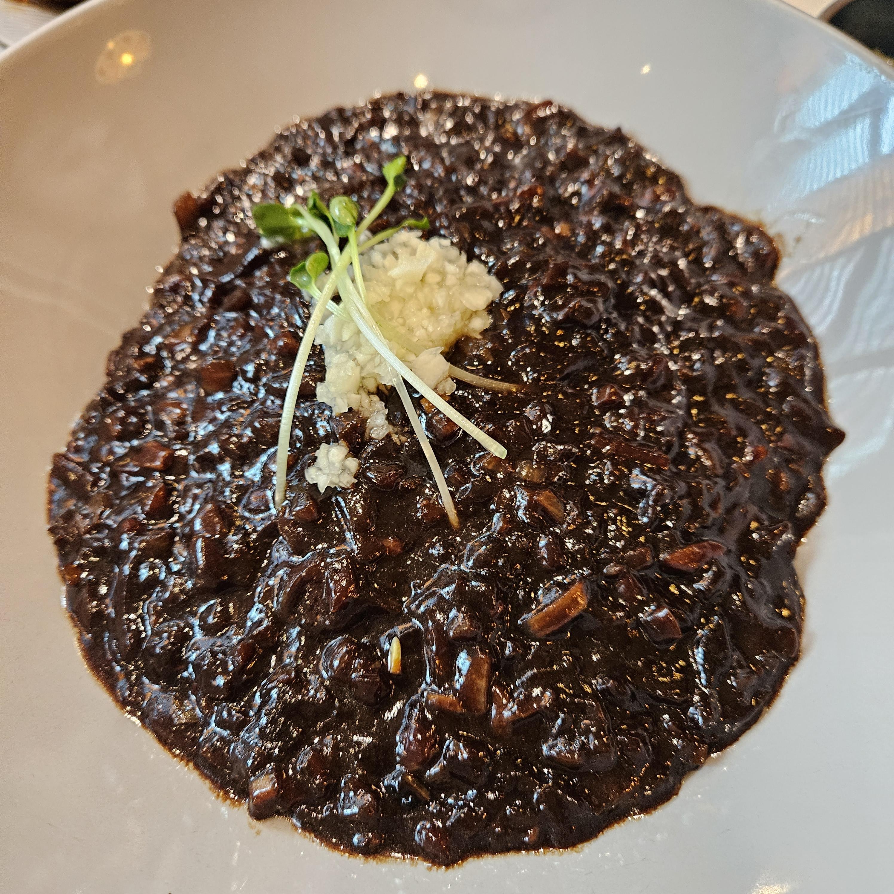찌엔용