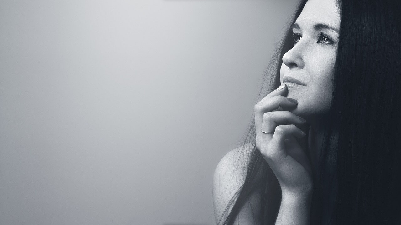 건강한 손톱과 머리카락을 위한 필수 영양소