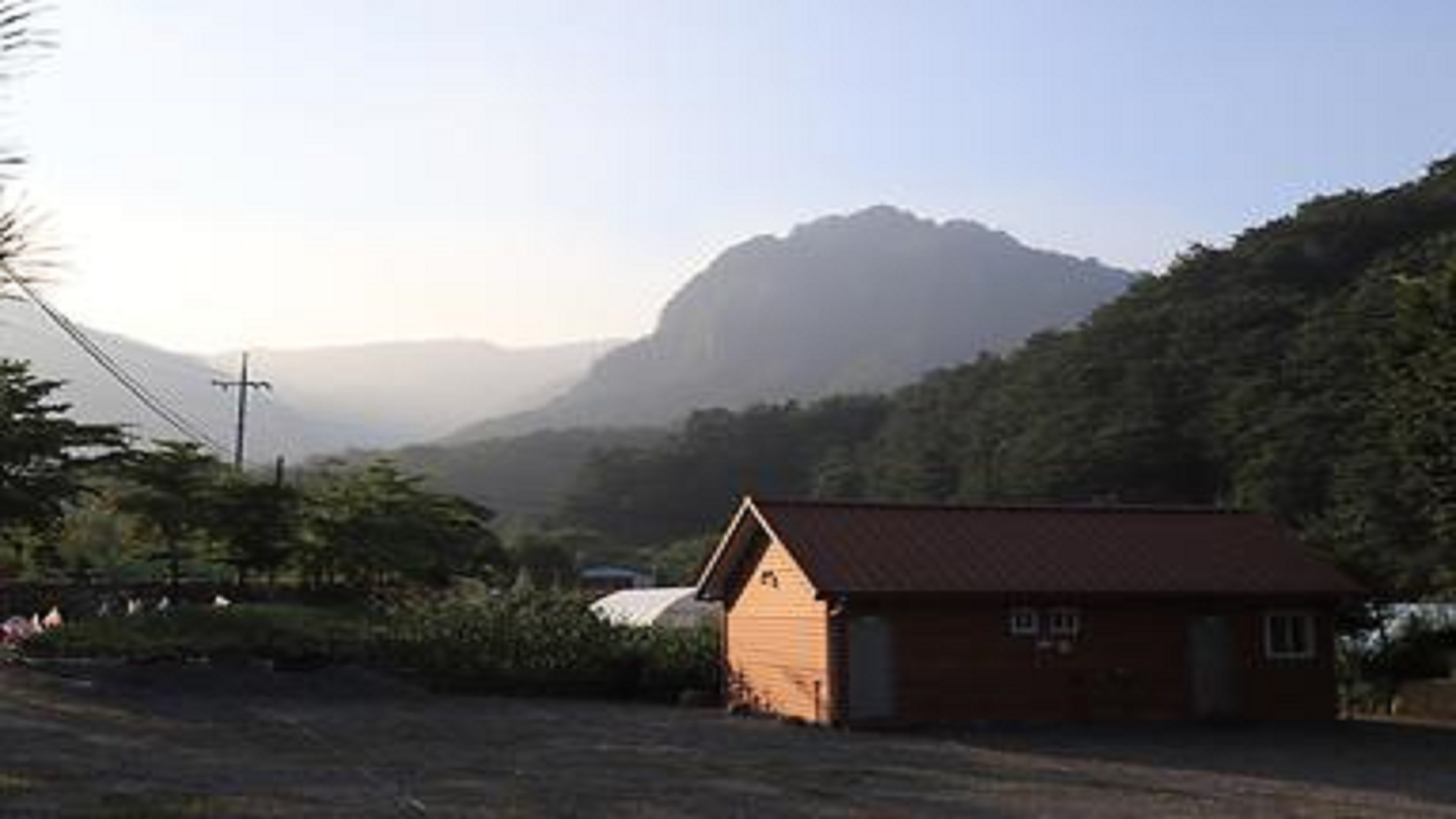 영월군 청송 캠핑장 예약 바로가기